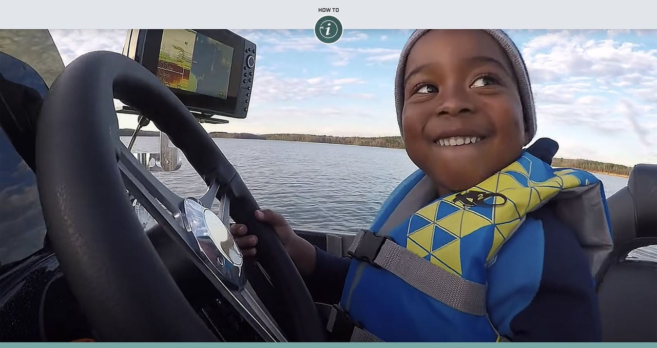 How to Introduce Your Children to Driving a Boat